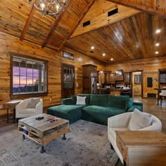 Jacuzzi Cabin - Fireplace -Pets - Sauna