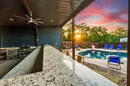 Prism Pines Ranch | Pool, Lake & Outdoor Bar - Image 4