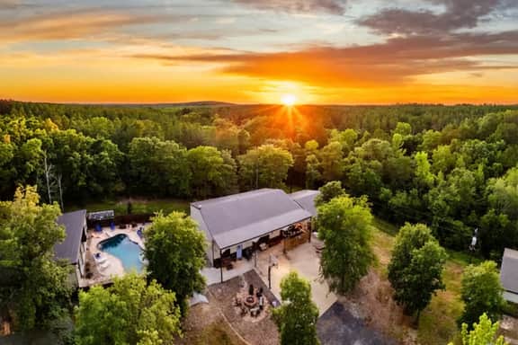 Prism Pines | Private Lake Ranch w Pool