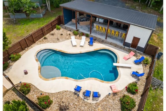 Prism Pines | Private Lake Ranch w Pool